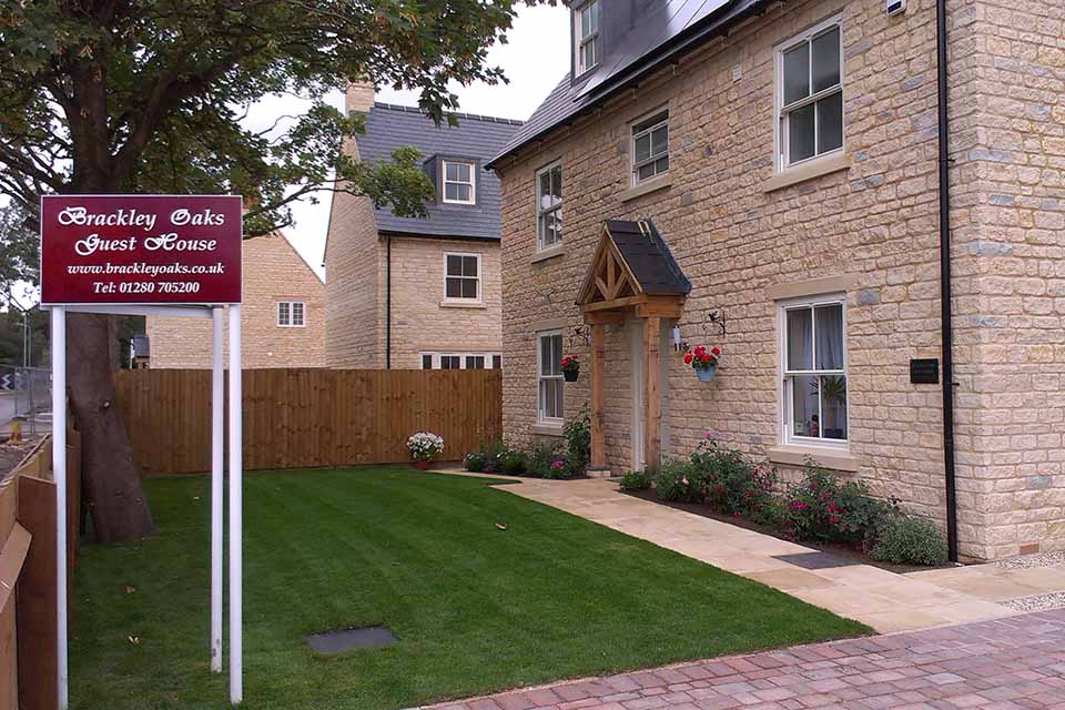 Brackley Oaks Guest House